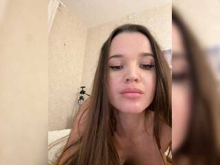 Chat de video erótico Katti_Focus