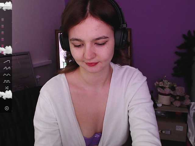 Fotos Kattitoffy Wellcome! my name i***atty, I’m 19 , so I’m young and hot girl, tip me and make me moan and cum