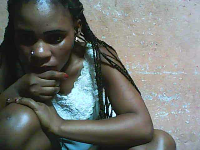 Capturas de pantalla de transmisión kattybraid