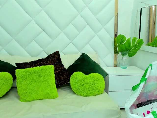 Capturas de pantalla de transmisión KattyWalters