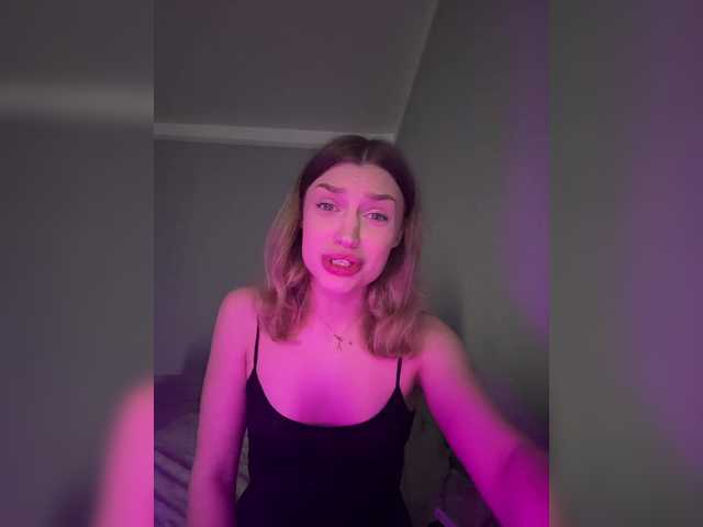 Capturas de pantalla de transmisión KatyDaysie