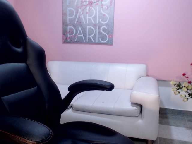 Capturas de pantalla de transmisión KellyeJonnes