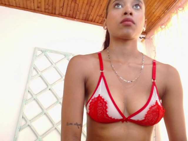 Capturas de pantalla de transmisión kellythomson