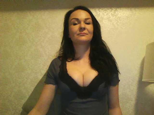 Capturas de pantalla de transmisión KendallLUXE