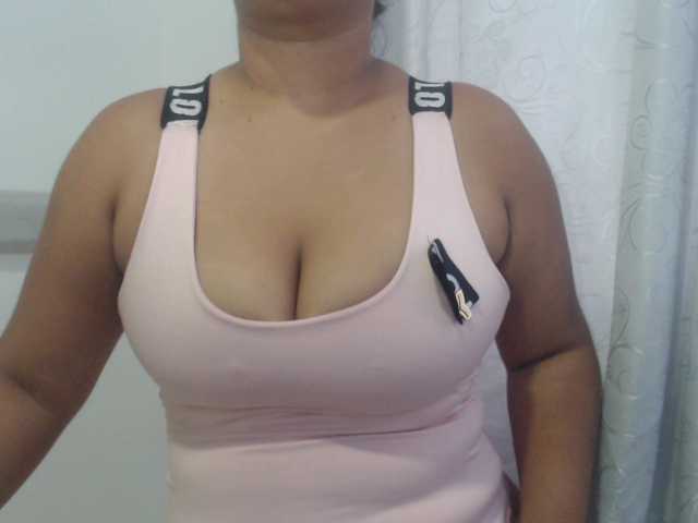 Capturas de pantalla de transmisión kendra98