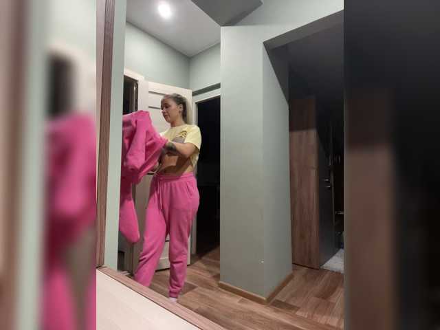 Capturas de pantalla de transmisión -Alexa-999-