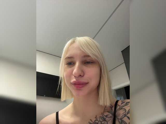 Capturas de pantalla de transmisión -Alexa-999-