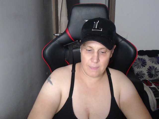Capturas de pantalla de transmisión kinkstakinks76