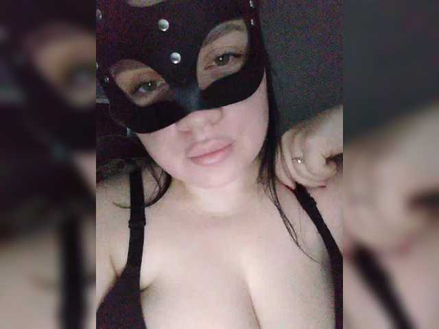 Capturas de pantalla de transmisión KiraSol