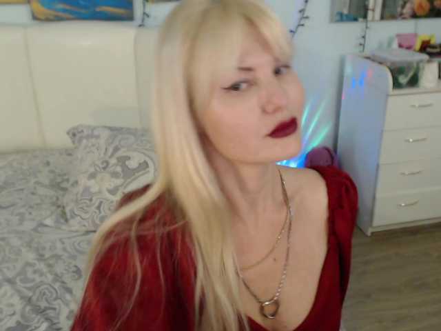 Capturas de pantalla de transmisión GLAMSQUIRT