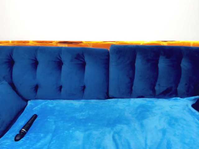 Capturas de pantalla de transmisión KissPoison