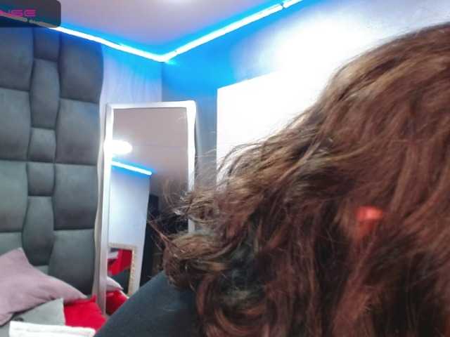 Capturas de pantalla de transmisión kitty94