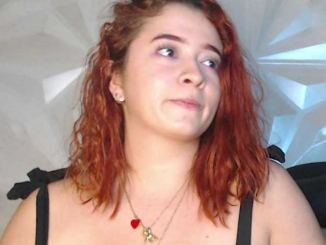 Capturas de pantalla de transmisión kitty94