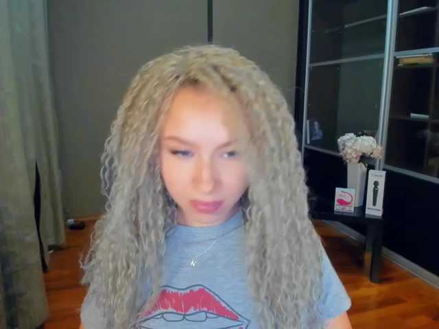 Capturas de pantalla de transmisión KittyJoyy