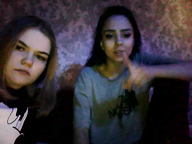 Capturas de pantalla de transmisión KOSANDRA69isa