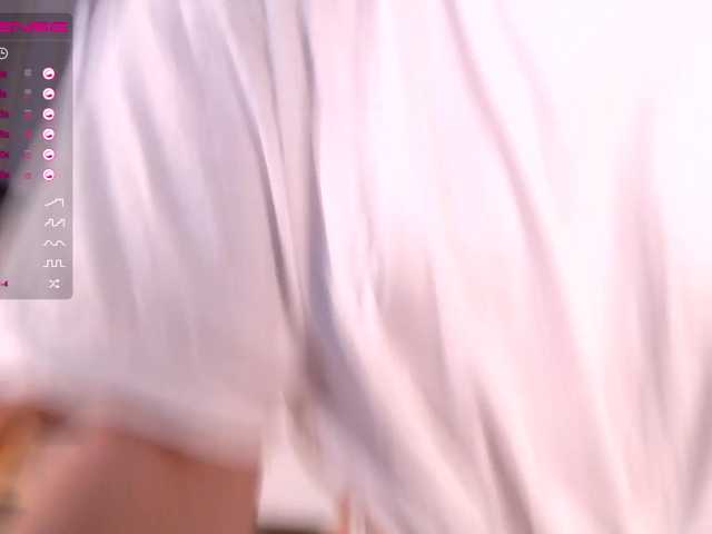 Capturas de pantalla de transmisión CUTIE_KRISSSY
