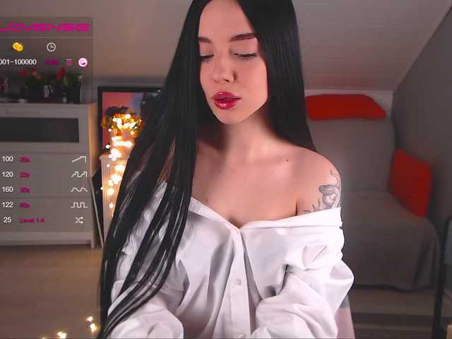 Capturas de pantalla de transmisión CUTIE_KRISSSY