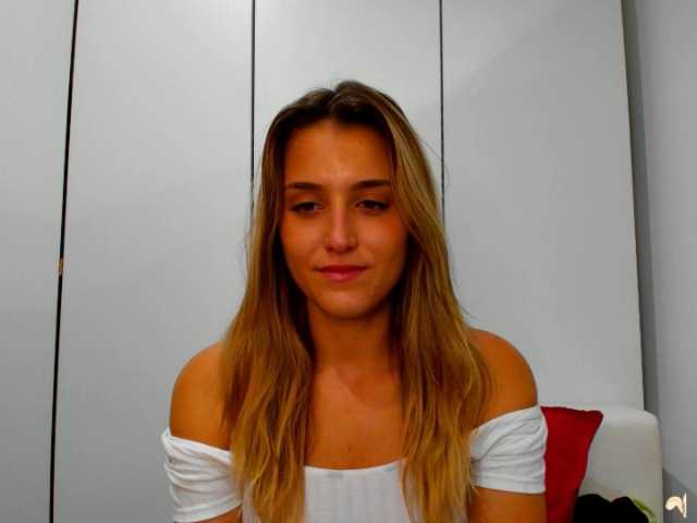 Capturas de pantalla de transmisión KristallRush