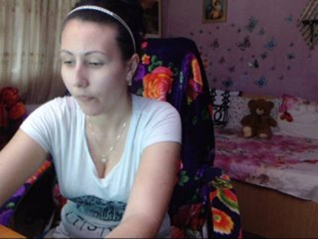 Capturas de pantalla de transmisión KRYSTYANAtheo