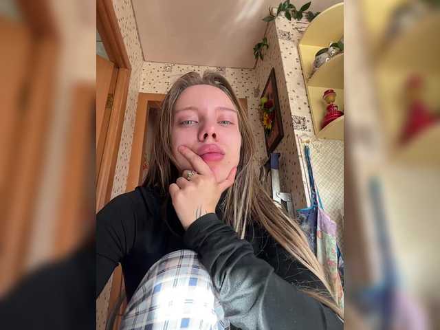 Capturas de pantalla de transmisión kuklaa