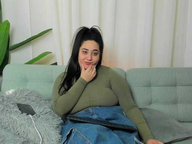 Capturas de pantalla de transmisión KylieKimmy