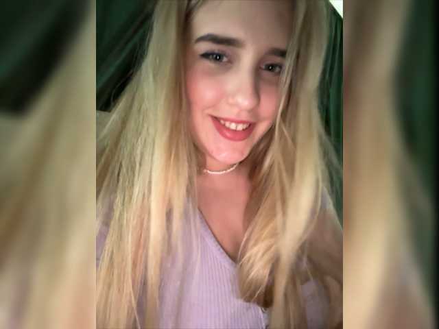 Capturas de pantalla de transmisión LollaDolly