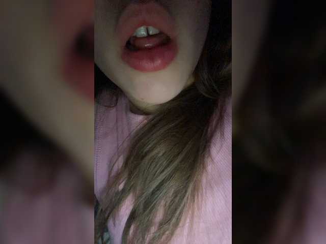Capturas de pantalla de transmisión LollaDolly