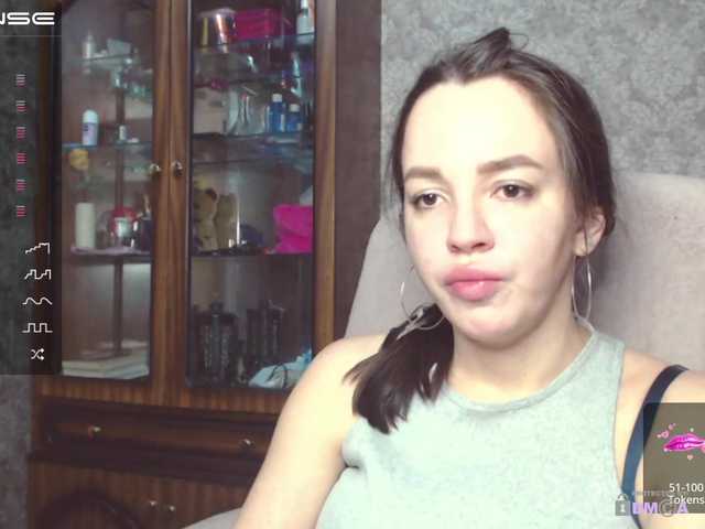 Capturas de pantalla de transmisión L4DYCANDY