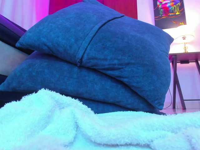 Capturas de pantalla de transmisión Laaura-Velez