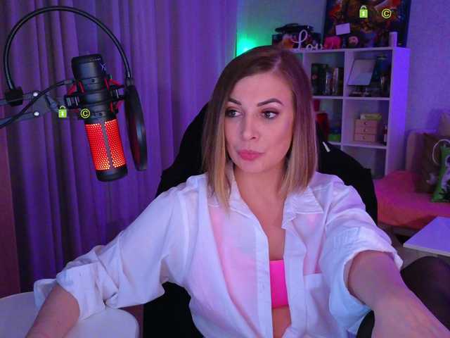 Capturas de pantalla de transmisión LadyLLS