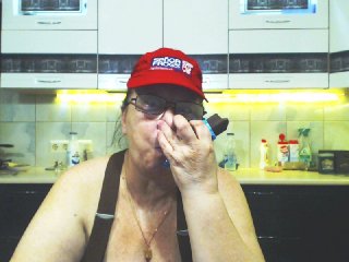 Capturas de pantalla de transmisión LadyMature56