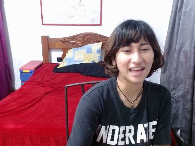 Capturas de pantalla de transmisión LadyMilk