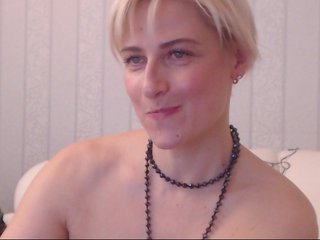 Fotos LadyyMurena Hello guys!Show tits here for 30 tok,hairy pink pussy for 50,all naked -90,hot show in pvt or in group or in pvt