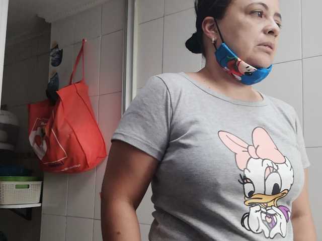 Capturas de pantalla de transmisión chicafresita