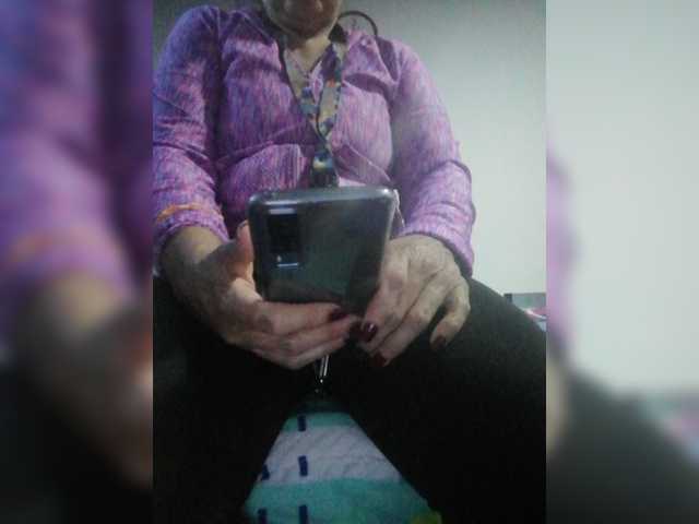 Capturas de pantalla de transmisión chicafresita