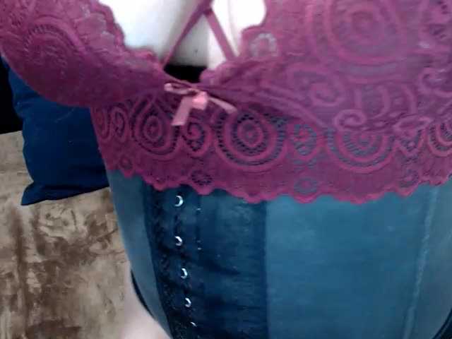 Capturas de pantalla de transmisión LatinnHot