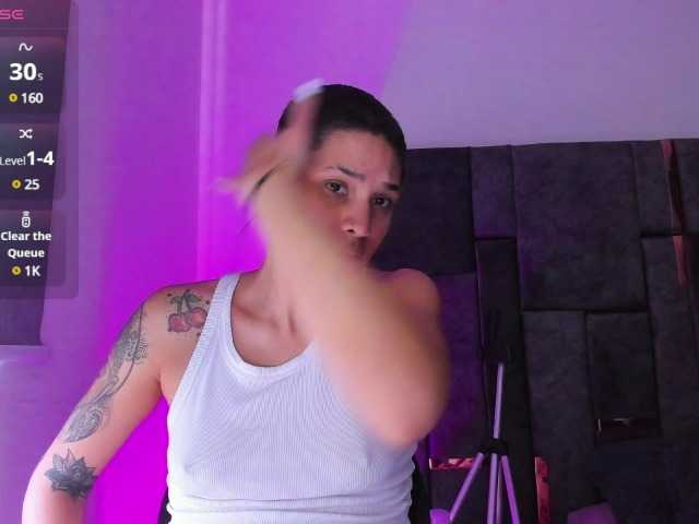 Capturas de pantalla de transmisión LauraR