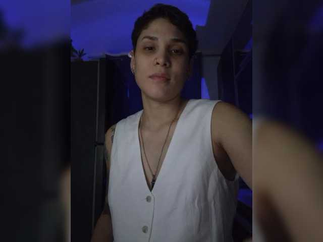 Capturas de pantalla de transmisión LauraR