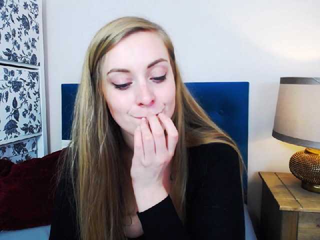 Capturas de pantalla de transmisión LeahGoldHair