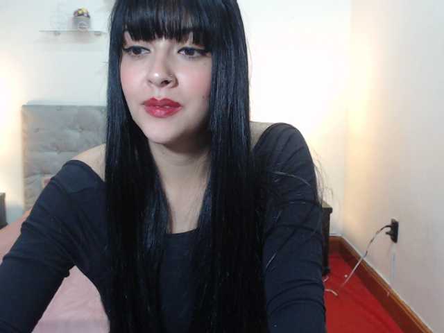 Capturas de pantalla de transmisión Leandra20