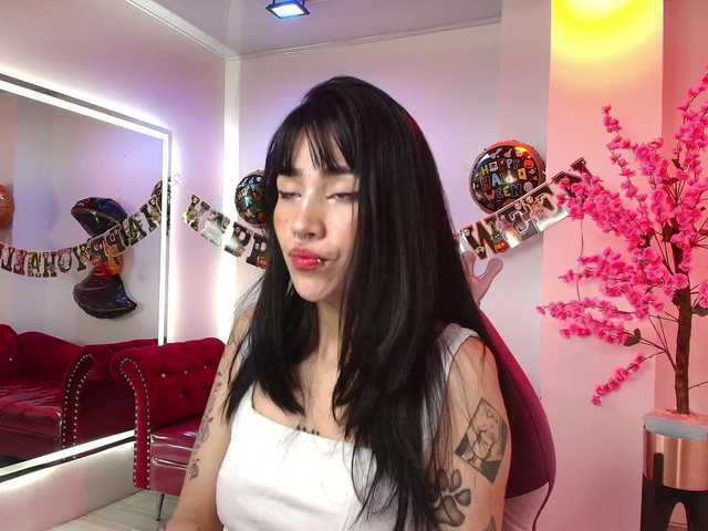 Capturas de pantalla de transmisión leia-queens