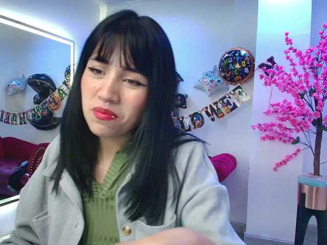 Capturas de pantalla de transmisión leia-queens