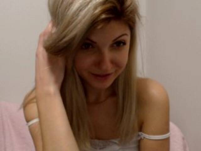 Capturas de pantalla de transmisión Lerika