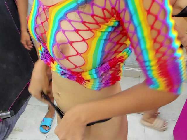 Capturas de pantalla de transmisión LesbiansTasty