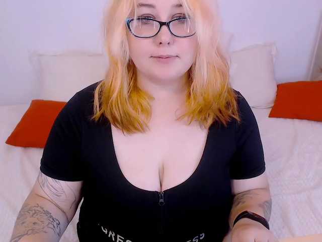 Capturas de pantalla de transmisión LinaMoore