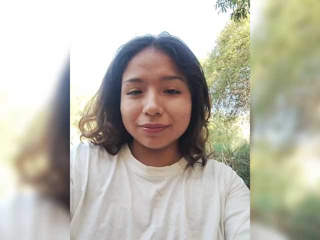 Capturas de pantalla de transmisión Liliana20