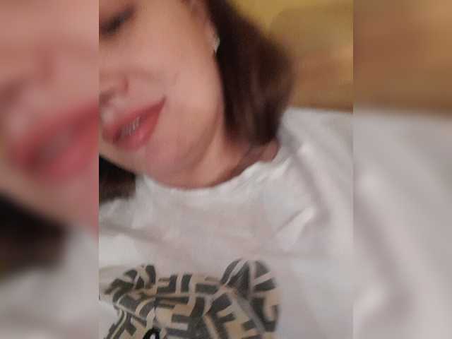 Capturas de pantalla de transmisión lilisexi