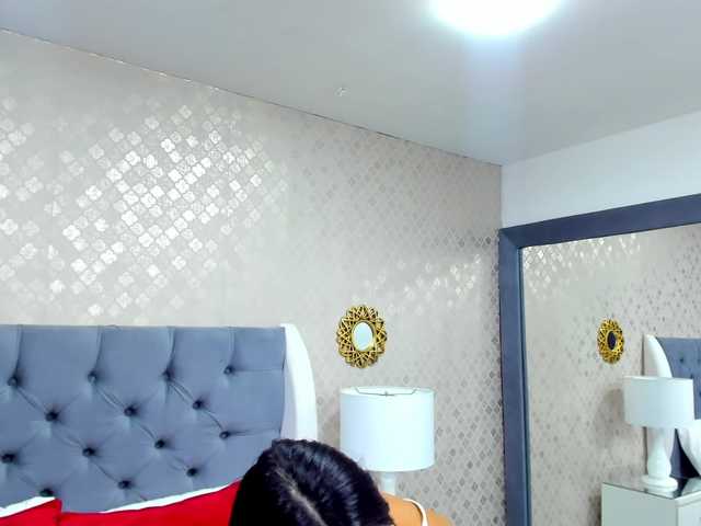 Capturas de pantalla de transmisión LilyMiler