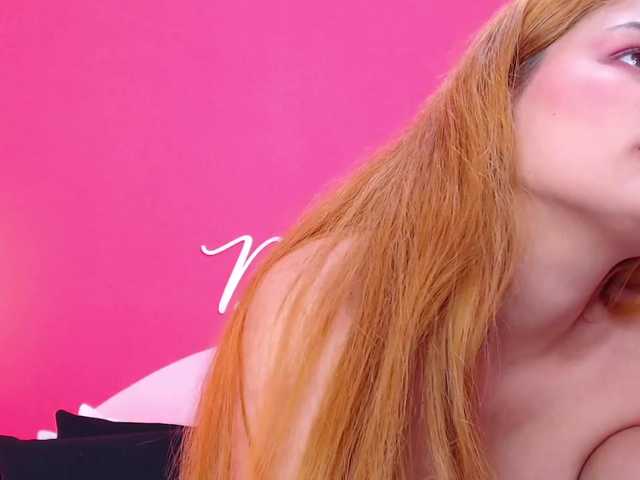 Fotos LinndaTaylor Playing a stray kitty, wanna feed me some milk? Cum show at goal!! @total #blonde #bigtits #roleplay #fetish #teen