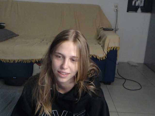 Capturas de pantalla de transmisión Littlemolly1
